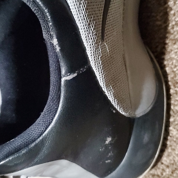 Nike shoes - Picture 6 of 7